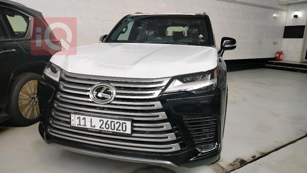 Lexus LX